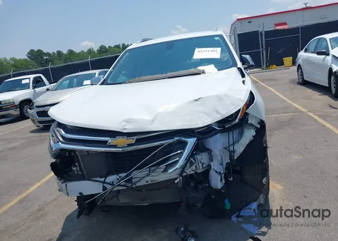 2018 Chevrolet Equinox Premier z USA, uszkodzony, nr VIN 3GNAXMEV8JS595483